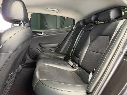 Used 2019 Kia Stinger RWD image 18