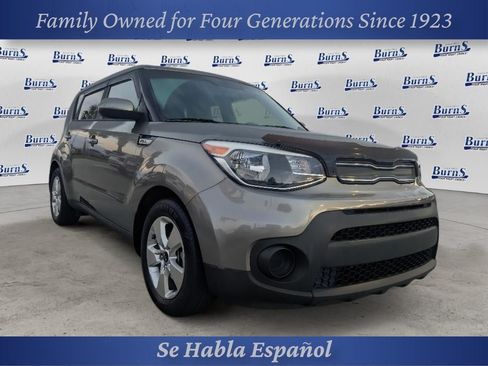 Used 2018 Kia Soul FWD image 1