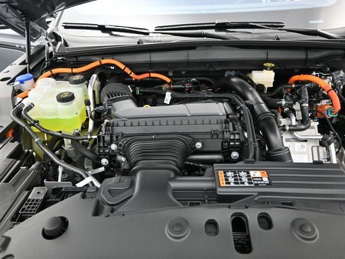 New 2025 Lincoln Nautilus Premier w/ Equipment Group 102A image 39