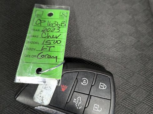 Used 2023 Chevrolet Silverado 1500 LT AWD/4WD image 22