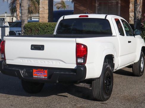 Used 2023 Toyota Tacoma SR image 9