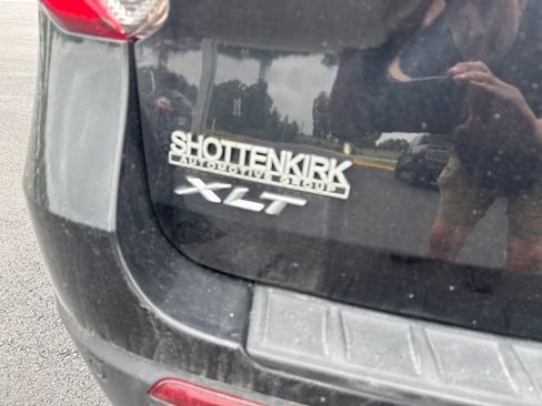 Used 2020 Ford Explorer XLT w/ Equipment Group 202A AWD/4WD image 13