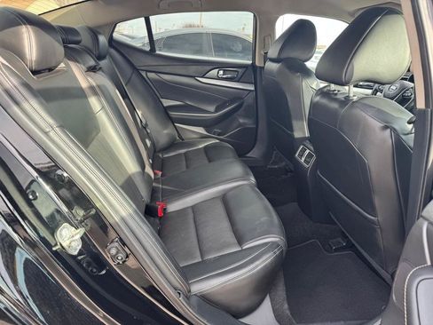 Used 2017 Nissan Maxima 3.5 SV FWD image 14