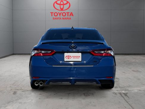 Used 2024 Toyota Camry SE w/ Convenience Package image 4