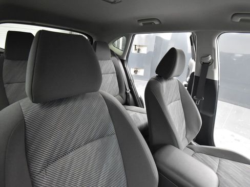 Used 2024 Kia Seltos LX image 17