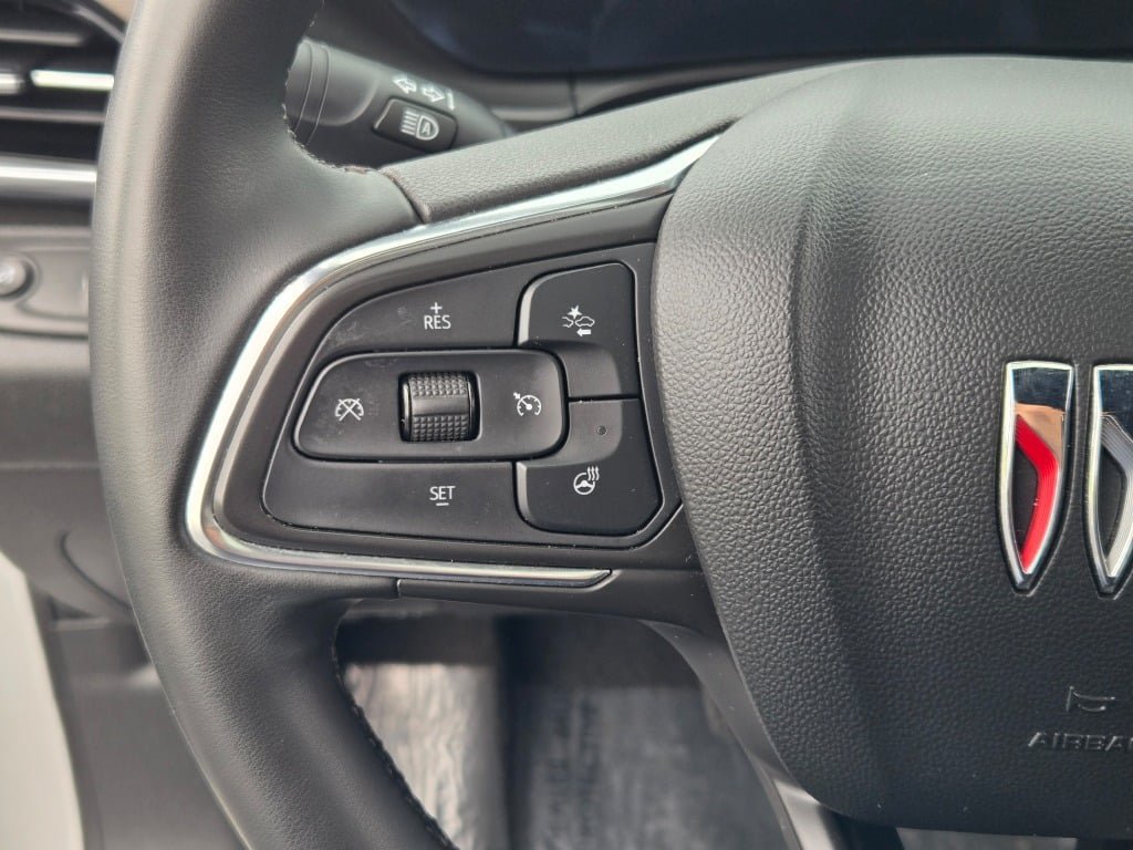 Used 2024 Buick Envista Avenir FWD image 31
