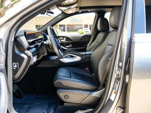 Used 2023 Mercedes-Benz GLE 350 w/ Premium Package image 3