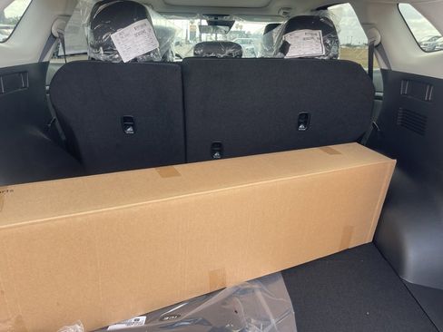 New 2024 Kia Sportage SX image 17