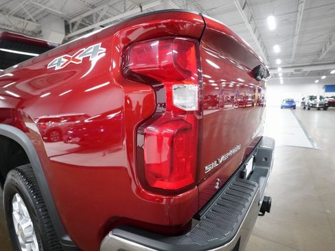 Used 2021 Chevrolet Silverado 2500 LTZ w/ LTZ Convenience Package image 31