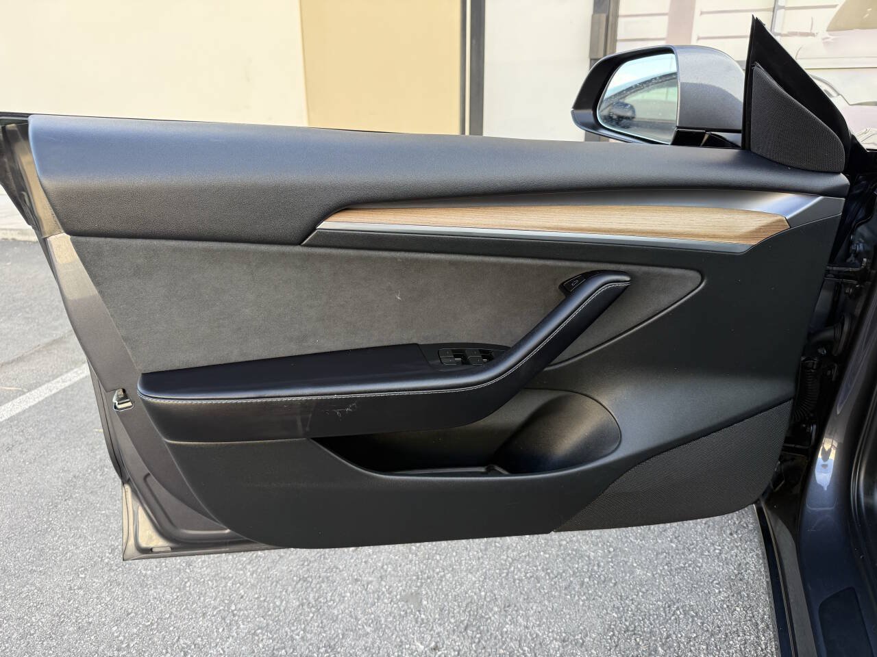 Used 2023 Tesla Model 3 Standard Range RWD image 19