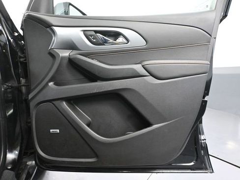 Used 2020 Chevrolet Traverse Premier w/ LPO, Midnight Edition image 52
