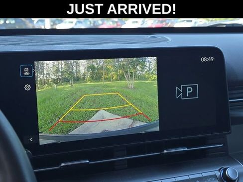 Certified 2024 Hyundai Kona SEL FWD image 18