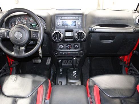 Used 2017 Jeep Wrangler Unlimited Sport image 24