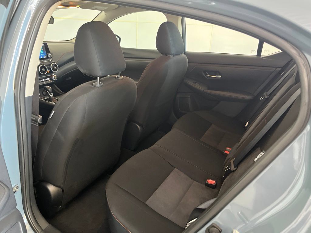 Used 2025 Nissan Sentra SR FWD image 23