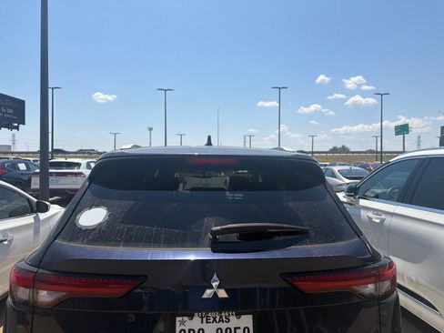 Used 2022 Mitsubishi Outlander SEL FWD image 5