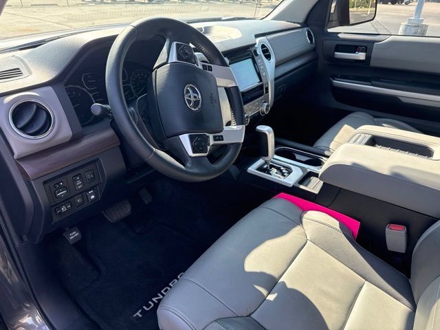 Used 2018 Toyota Tundra Limited AWD/4WD image 21