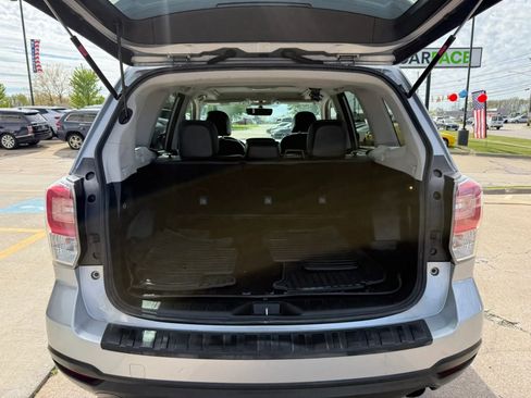 Used 2017 Subaru Forester 2.5i Limited w/ Popular Package #2 AWD/4WD image 14