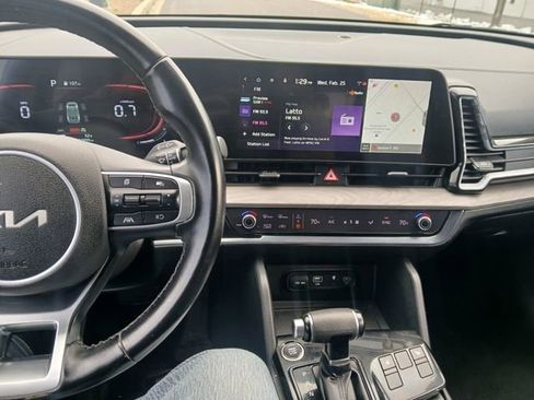 Certified 2023 Kia Sportage X-Line image 28