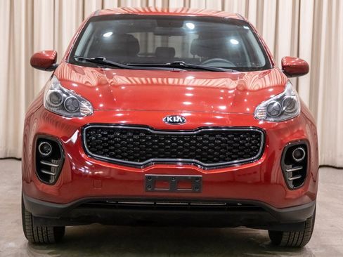 Used 2019 Kia Sportage LX image 3