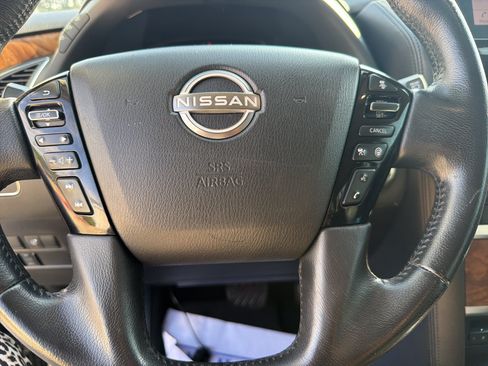Used 2022 Nissan Armada SL w/ Captain's Chairs Package AWD/4WD image 14