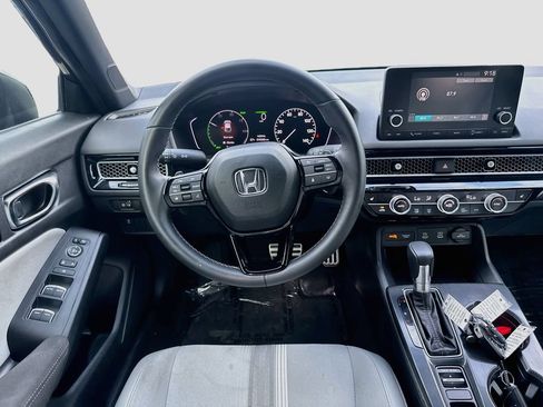 Used 2025 Honda Civic Sport image 22