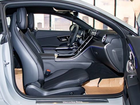 Used 2026 Mercedes-Benz CLE 300 4MATIC Coupe image 23