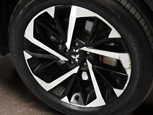 Used 2022 Mitsubishi Outlander SEL image 7