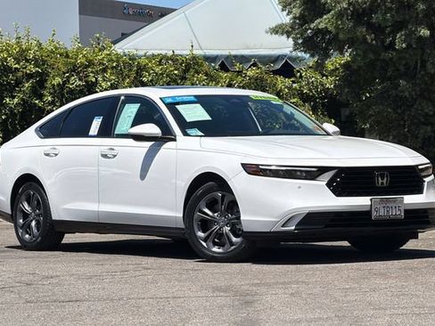 Certified 2024 Honda Accord EX-L image 2