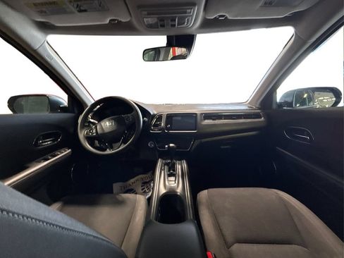 Used 2022 Honda HR-V EX image 32