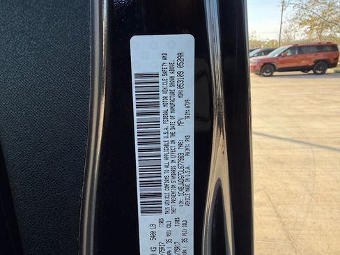 Used 2013 Jeep Wrangler Unlimited Sport image 30