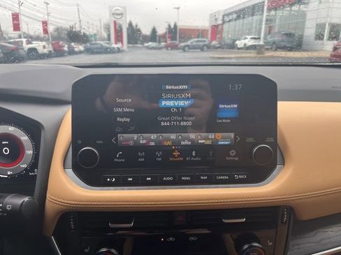 Certified 2023 Nissan Rogue Platinum w/ Platinum Premium Package image 17