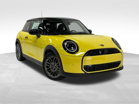 Certified 2025 MINI Cooper S image 1