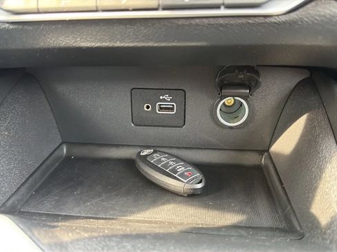 Used 2024 Nissan Altima 2.5 S FWD image 19