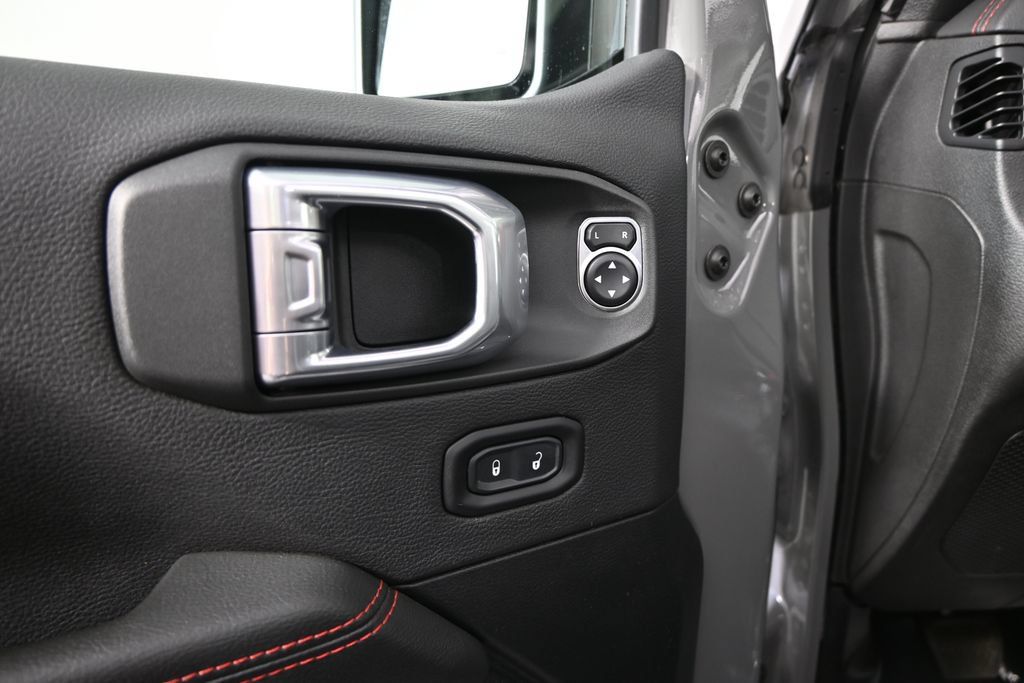 Used 2021 Jeep Wrangler Unlimited Rubicon AWD/4WD image 20