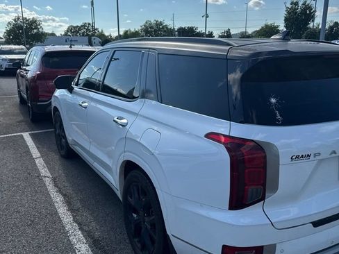 Used 2021 Hyundai Palisade Limited FWD image 9