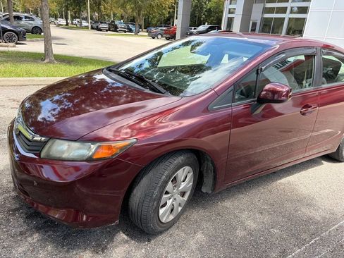 Used 2012 Honda Civic LX image 2