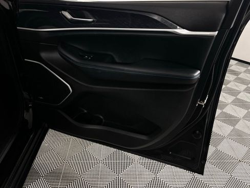 Used 2022 Jeep Grand Cherokee Trailhawk w/ Advanced Protech Group II image 36