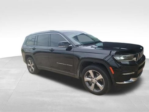 Used 2021 Jeep Grand Cherokee L Limited RWD image 3