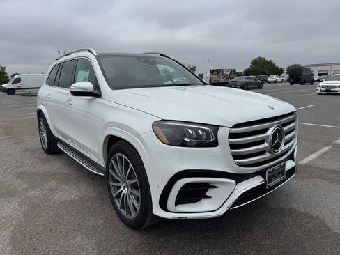 New 2025 Mercedes-Benz GLS 580 4MATIC image 1