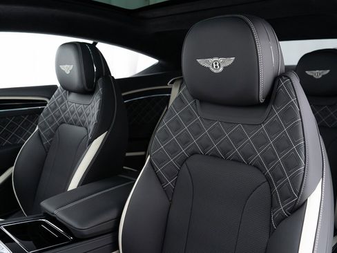 Used 2024 Bentley Continental GT Speed image 16