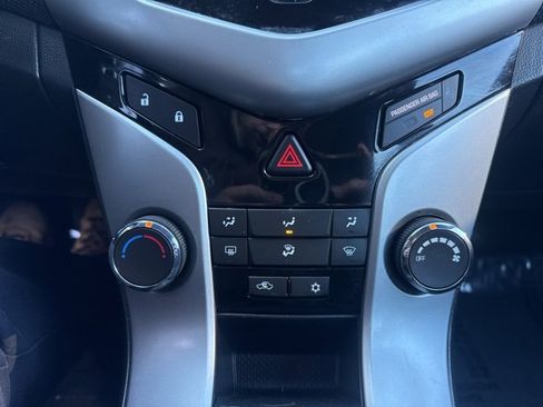 Used 2013 Chevrolet Cruze LT w/ RS Package image 14