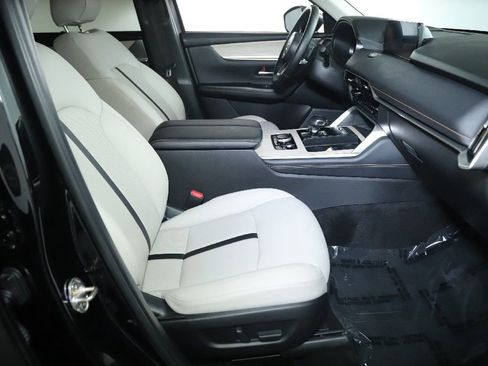Certified 2024 MAZDA CX-90 Plug-In Hybrid w/ Premium Pkg AWD/4WD image 36
