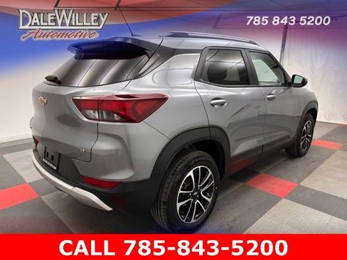 Used 2025 Chevrolet TrailBlazer LT image 6