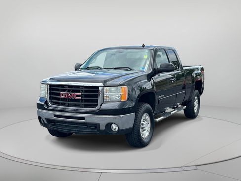 Used 2009 GMC Sierra 2500 SLT w/ SLT Convenience Package AWD/4WD image 8