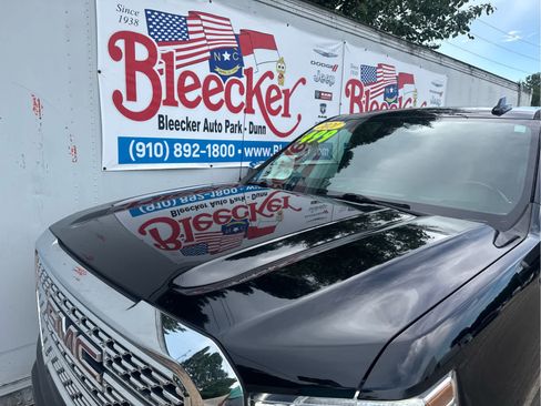Used 2021 GMC Sierra 1500 Denali w/ Driver Alert Package II AWD/4WD image 9