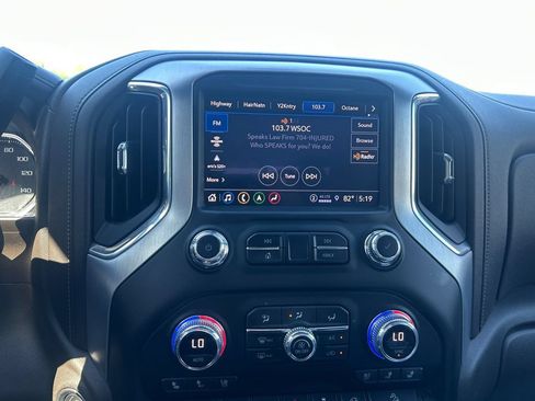 Used 2021 GMC Sierra 1500 SLT w/ SLT Premium Plus Package AWD/4WD image 21