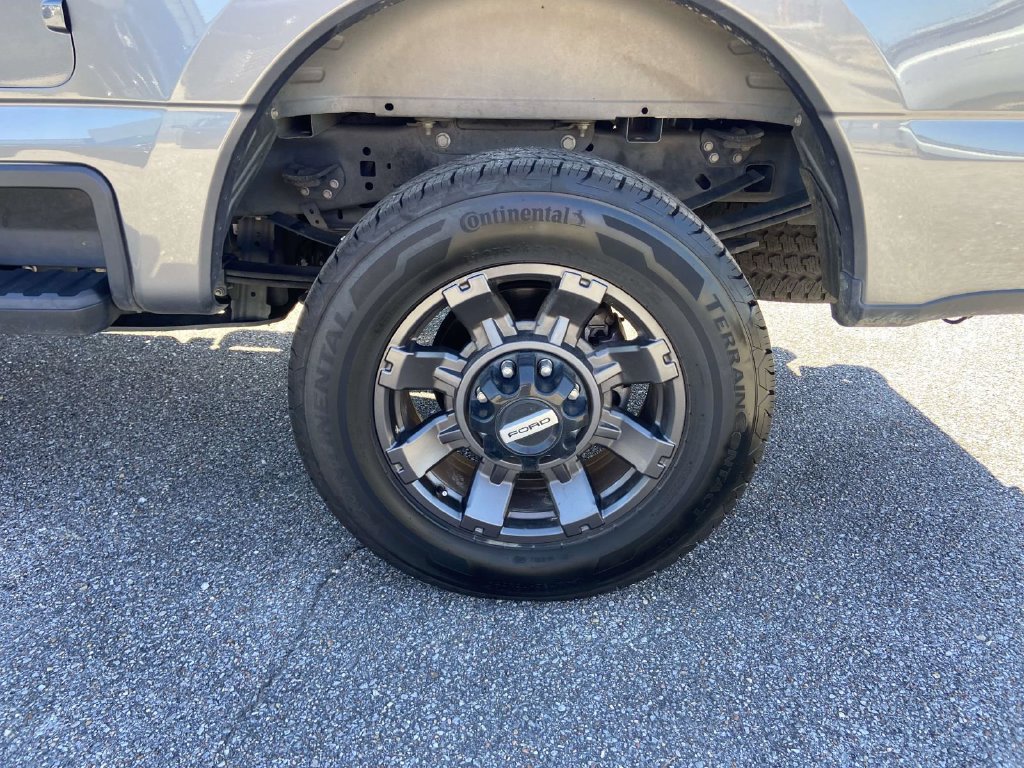 Used 2024 Ford F250 Lariat w/ Sport Appearance Package AWD/4WD image 8