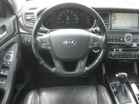 Used 2015 Kia Cadenza Premium w/ Luxury Package image 13