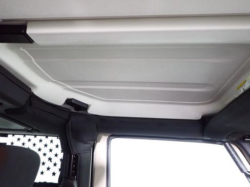 Used 2016 Jeep Wrangler Sport w/ Quick Order Package 24S image 46