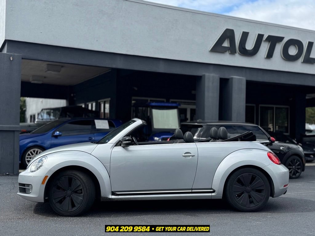 Used 2013 Volkswagen Beetle 2.0T FWD image 3